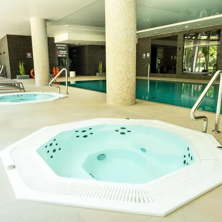 Nadmorskie Tarasy A 407 アパート コウォブジェク